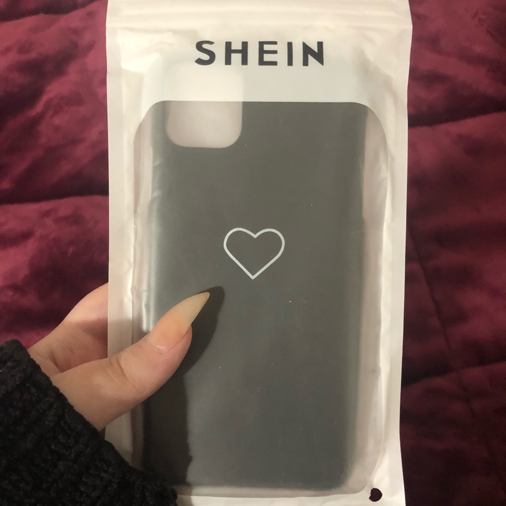 iphone 11 pro max case 🖤